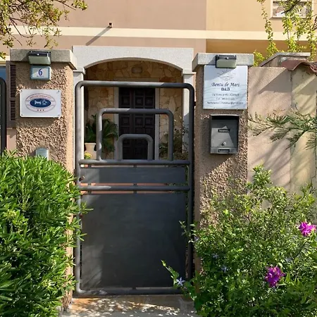 Bentu De Mari Bed & Breakfast *